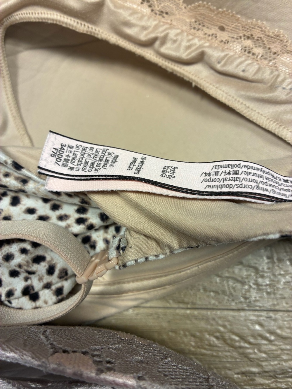 Victoria Secret 2 Wirefree Nursing Bras Lace Leopard Print - Picture 10 of 11